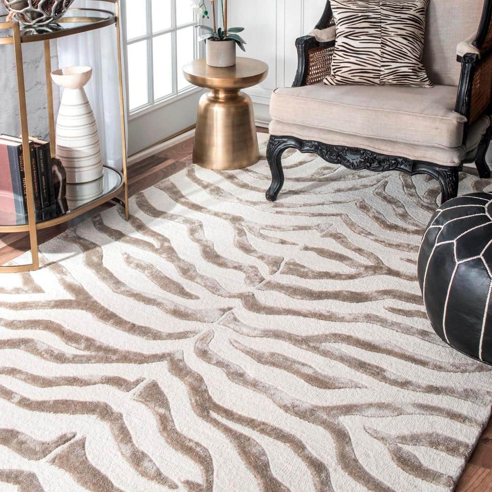 Gray Zebra Print Tufted Wool and Silk Rug, 3' x 5'