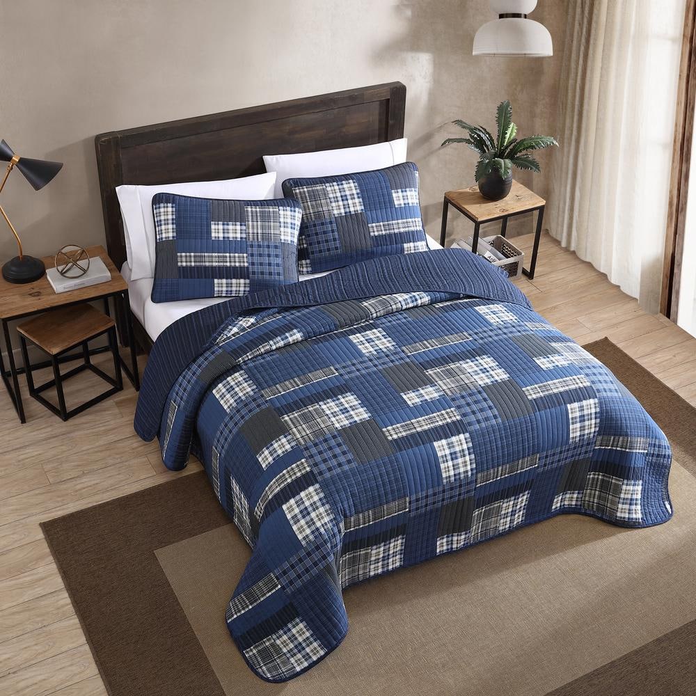 Eastmont Twin Blue Cotton Reversible Quilt Set