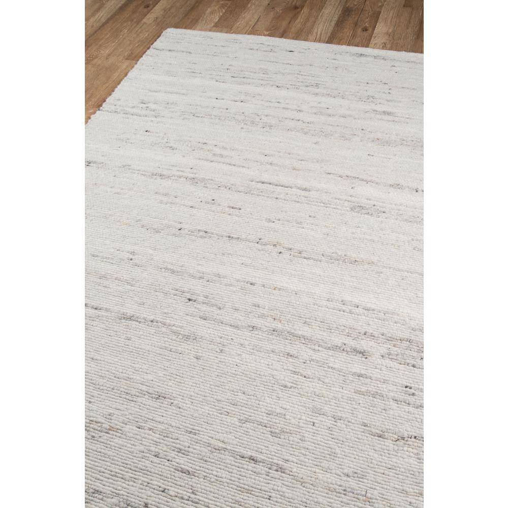 Ivory and Gray Hand-Woven Wool 5' x 7' Area Rug