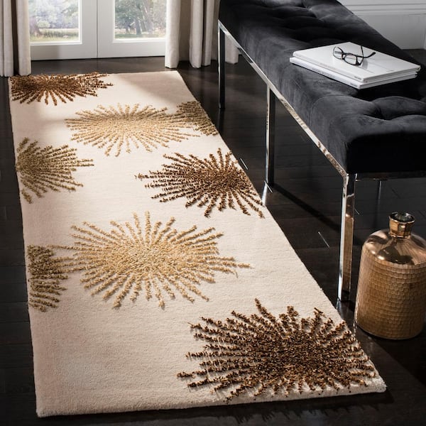 Soho Beige Wool 3 ft. x 10 ft. Floral Runner Rug
