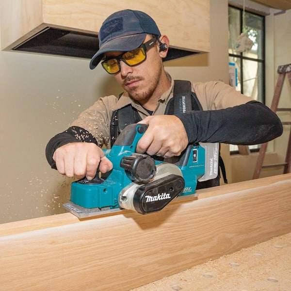 Makita 18V LXT Lithium-Ion Brushless 3-1/4 in. Cordless Planer, AWS  Capable, Tool Only XPK02Z The Home Depot