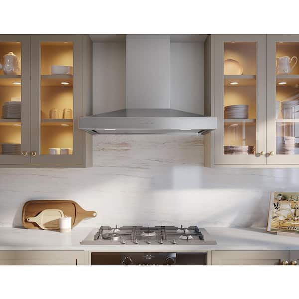 Zephyr Amalfi 30 in. 600 CFM Wall Mount Range Hood with LED Lights