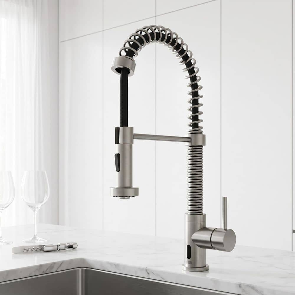 ぎんすけ　(ウォルナット) VIGO Edison Single Handle Pull-Down Sprayer Kitchen Faucet with