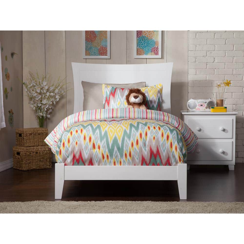 Metro Twin Solid Hardwood White Platform Bed with Headboard