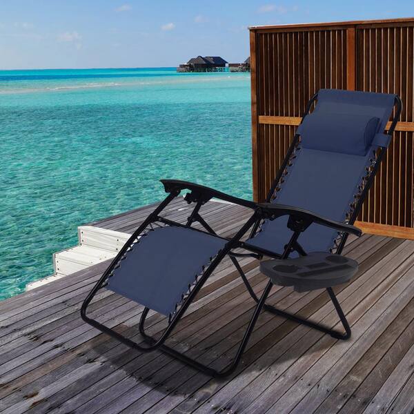 Beach chair best sale with tray