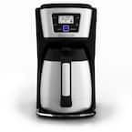 https://images.thdstatic.com/productImages/22b7e43f-06ea-497b-9d9e-c2c4d23dbd42/svn/black-with-stainless-steel-black-decker-drip-coffee-makers-cm2035b-64_145.jpg