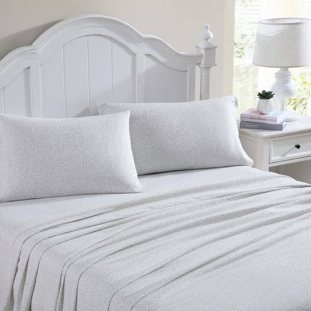 Chelsie Vine Gray Cotton Flannel King Sheet Set with Pillowcases