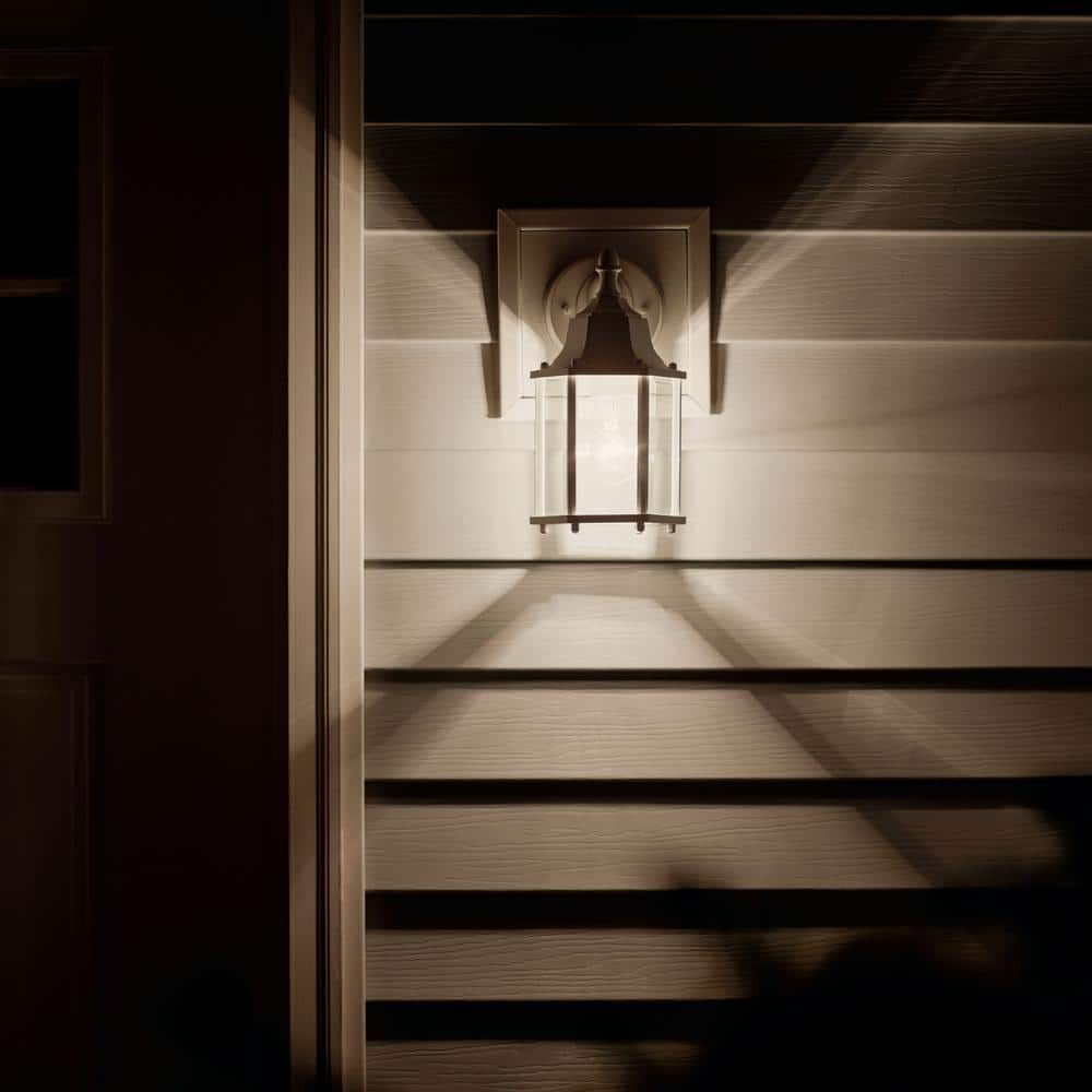 White Traditional Outdoor Wall Lantern with Clear Glass