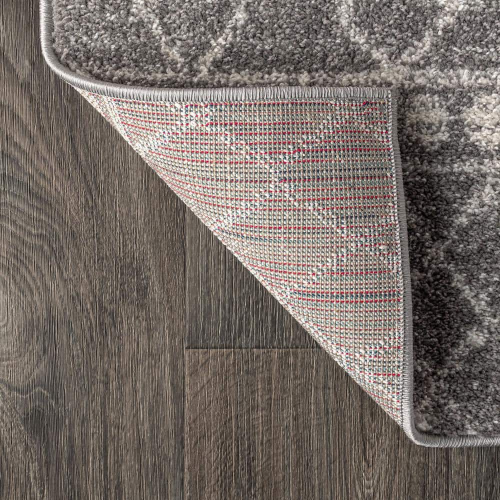 Gray and Cream Synthetic 8' x 10' Moroccan Style Area Rug