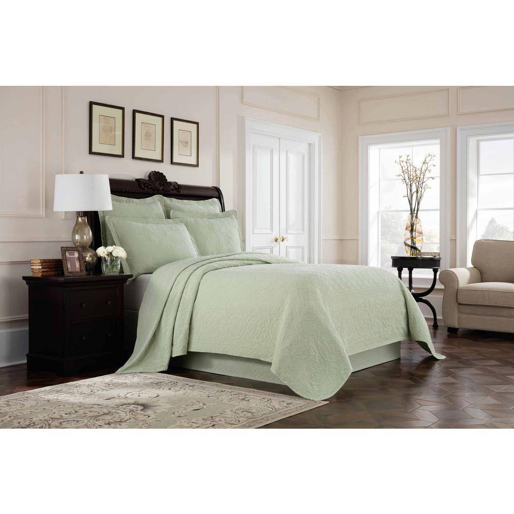 Royal Heritage Home Williamsburg Richmond Green Twin Coverlet Set