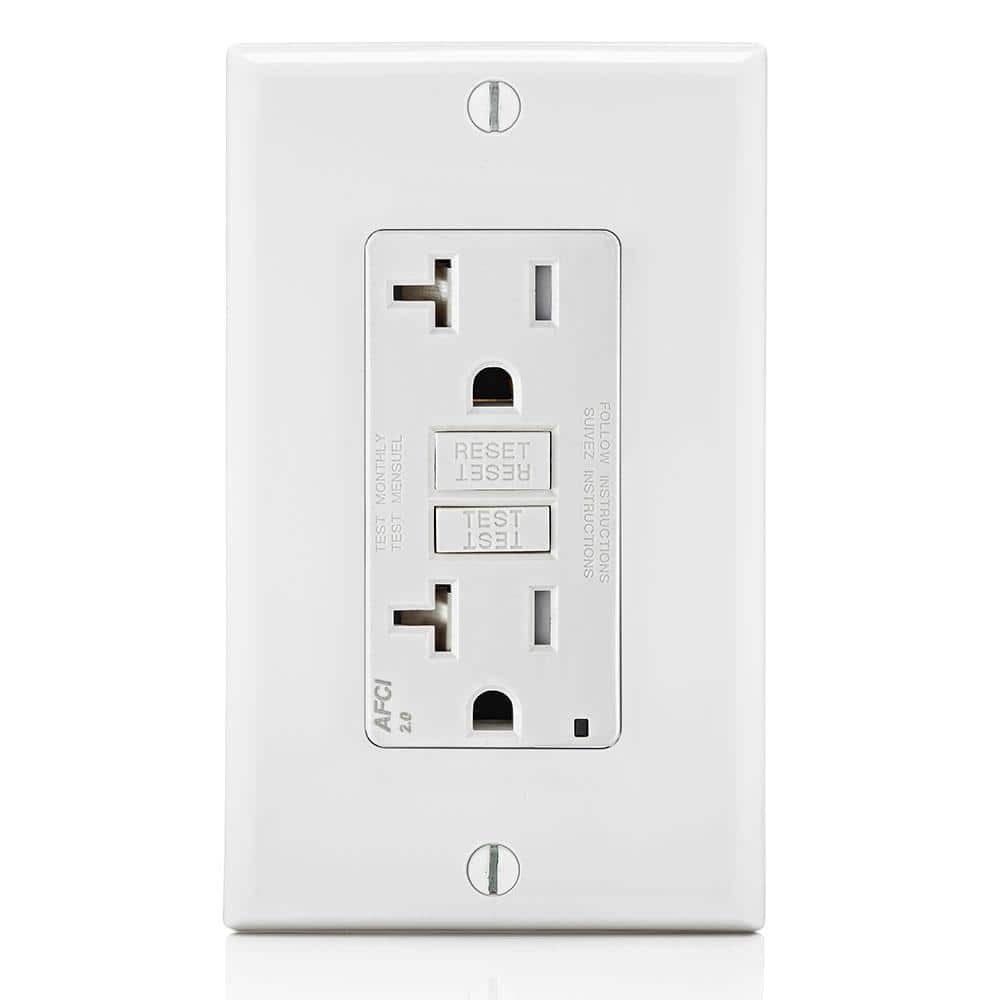 White Thermoplastic Tamper-Resistant AFCI Outlet with Wall Plate