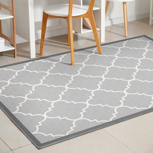 Gray 3 ft. 3 in. x 4 ft. 7 in. Kings Court Brooklyn Trellis Moroccan Lattice Area Rug