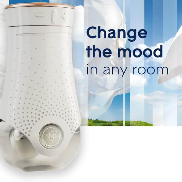 0.67 fl. oz. Clean Linen Scented Oil Plug In Air Freshener Starter Kit