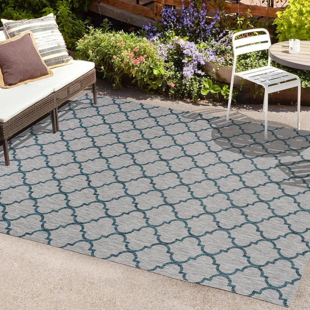 Moroccan-Inspired Gray/Teal Trellis 8'x10' Synthetic Area Rug