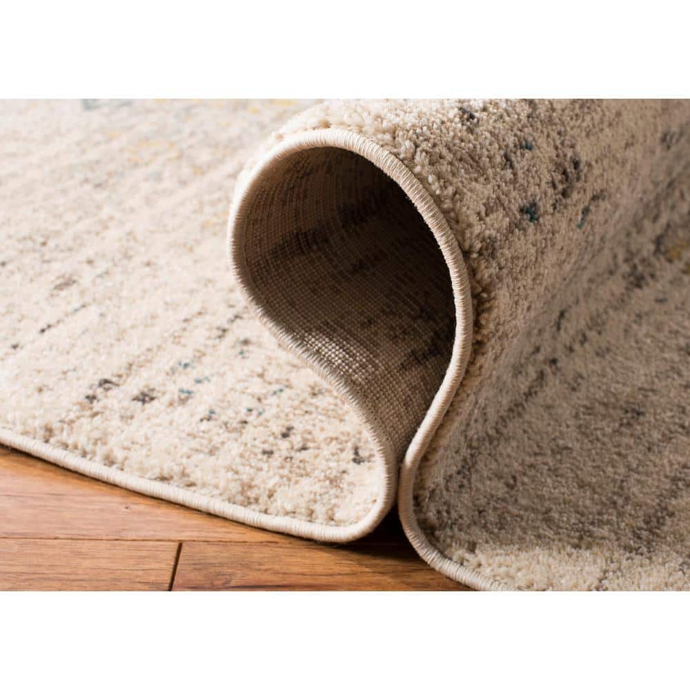 Reversible Gray Synthetic 5'1" x 7'7" Hand-Knotted Area Rug