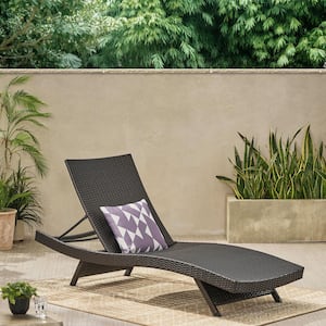 Modern Wicker Outdoor Chaise Lounge in Brown with Adjustable Backrest