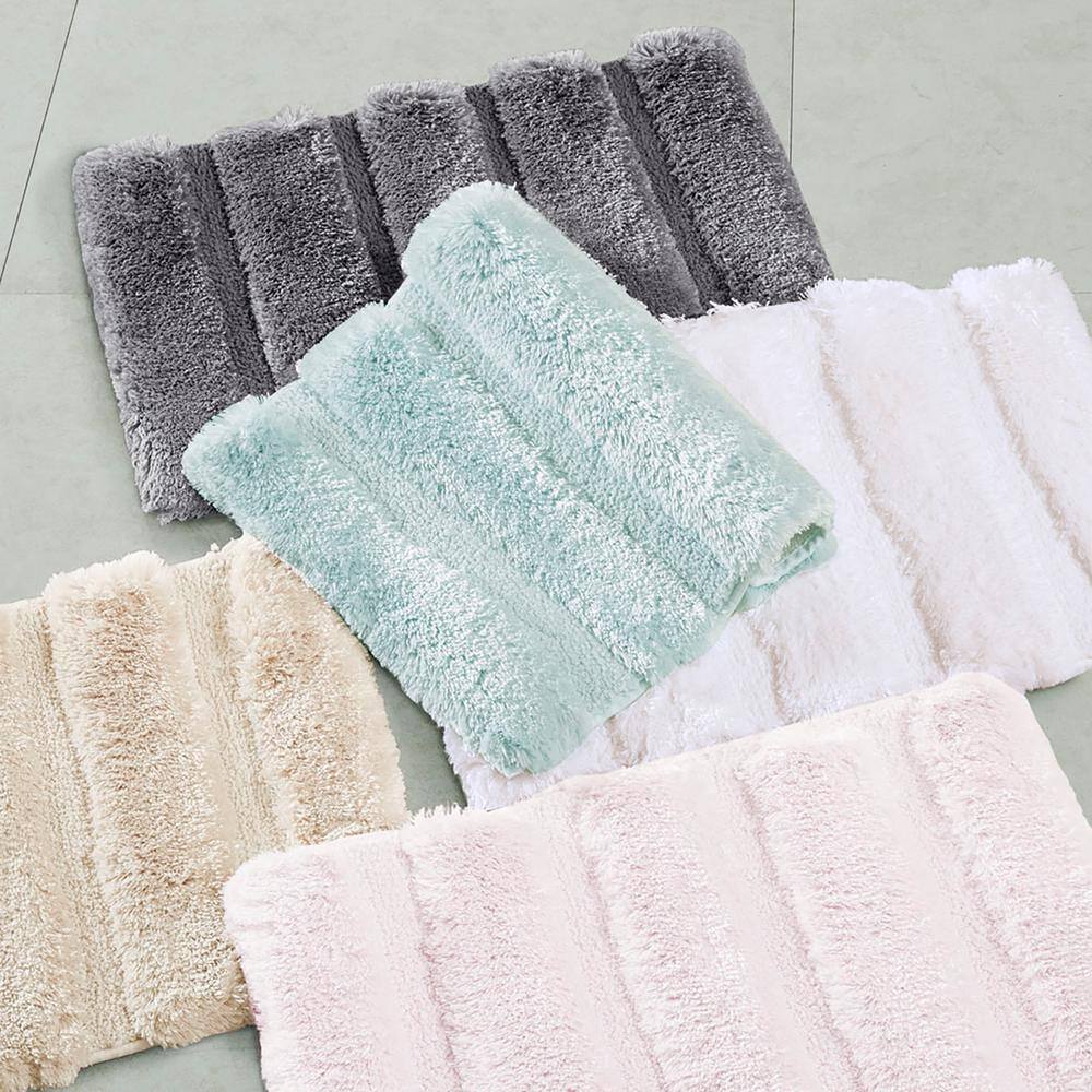 Grey Tufted Polyester Bathroom Rug with Non-Skid Backing, 24" x 58"