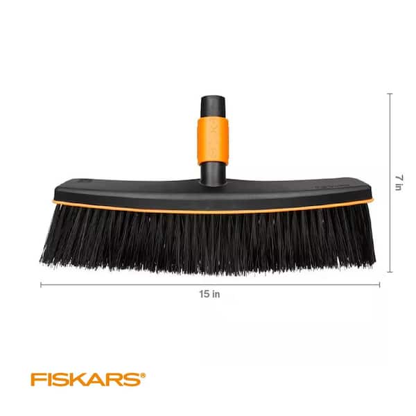 Fiskars QuikFit Outdoor Broom Interchangeable 15 in. Head