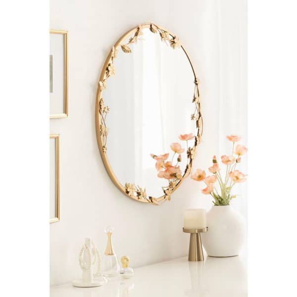 Kate and Laurel Rosella Gold 25 in. W x 25 in. H Glam Round Metal