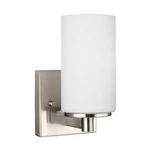 Hettinger 4 in. 1-Light Brushed Nickel Transitional Contemporary Wall Sconce Bathroom Vanity Light with LED Bulb