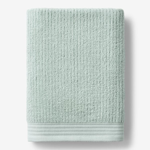 https://images.thdstatic.com/productImages/2333152e-44ec-499a-bcf9-b83f246df727/svn/green-tea-the-company-store-bath-towels-vh70-bsh-grn-tea-64_600.jpg