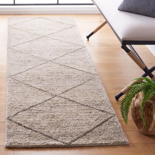 Himalaya Ivory 2 ft. x 8 ft. Geometric Trellis Runner Rug