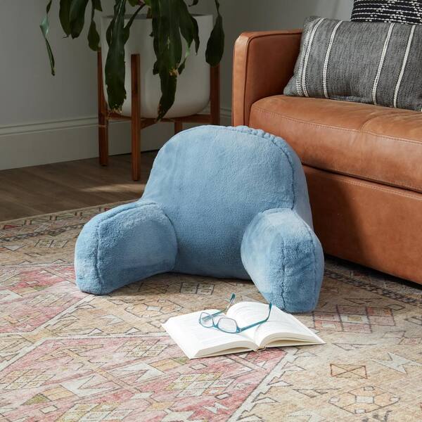 Greendale Home Fashions Faux Fur Kerry Blue 28 in. x 17 in. Bed