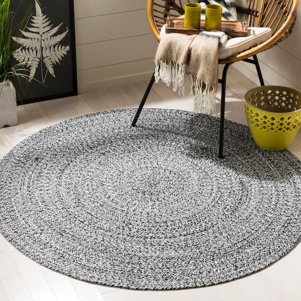 Braided Ivory/Black Doormat 3 ft. x 3 ft. Round Solid Area Rug
