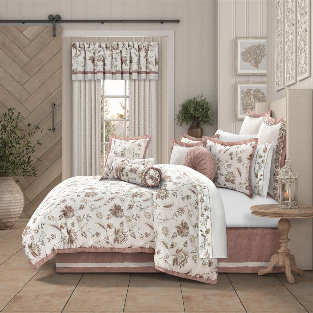 Safia Polyester Queen 4-Pieces Comforter Set