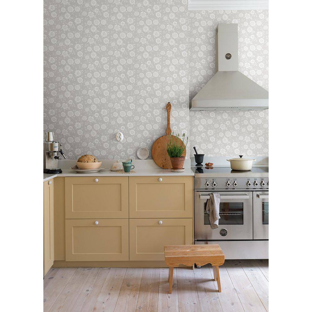 Grey and White Floral Non-Woven Wallpaper Roll