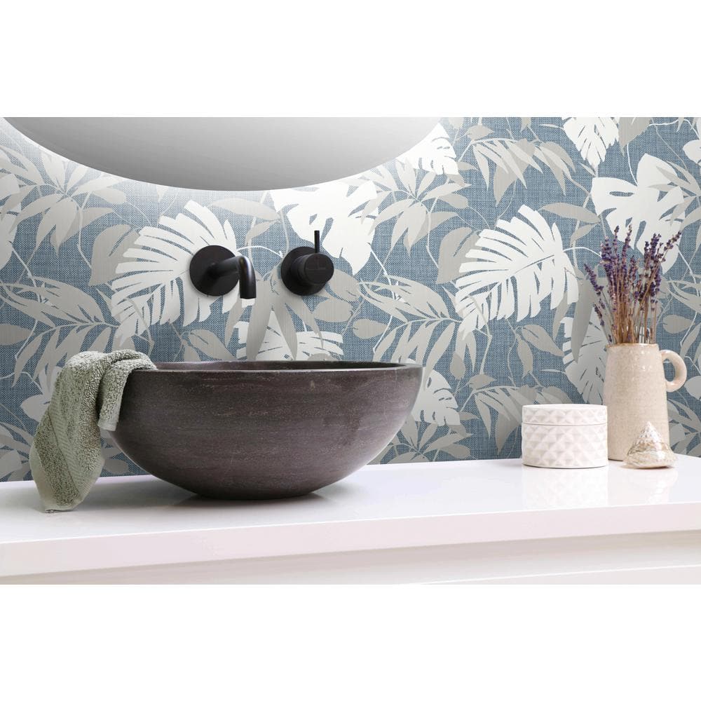 Ocean Swell Blue and White Palm Leaves Non-Pasted Wallpaper