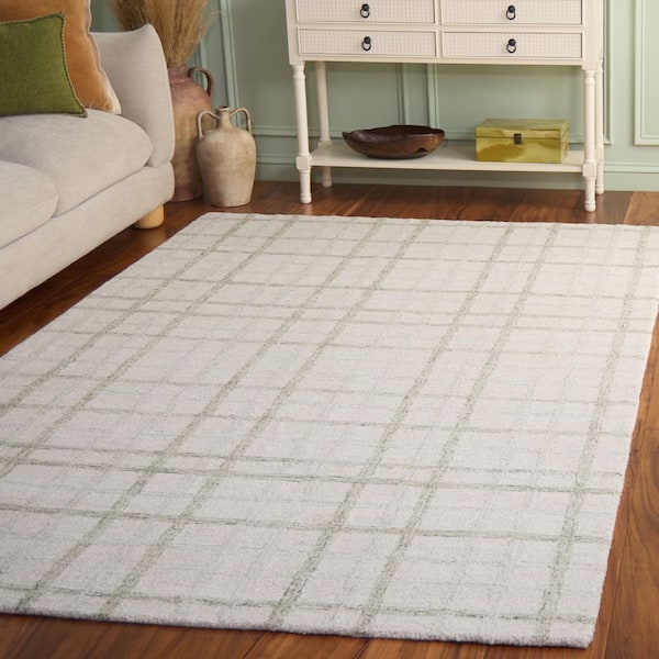 Ebony 5 ft. x 8 ft. Sage/Ivory Geometric Lattice Area Rug