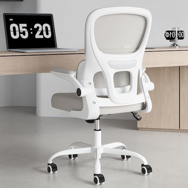 Polyurethane Adjustable Height Ergonomic Office Tesk Chair in Khaki with Adjustable Lumbar Support and Flip-up Armrests