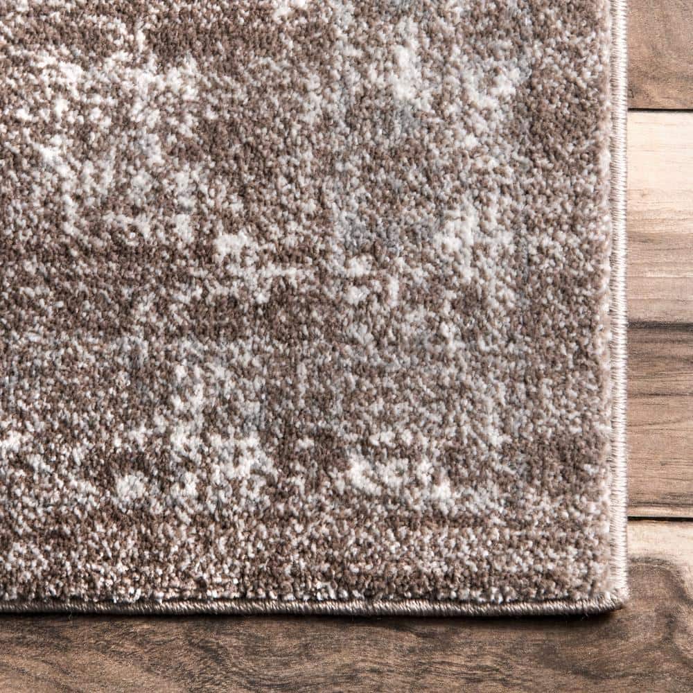 Lindsay Vintage Brown Synthetic 5' x 7' Easy-Care Area Rug