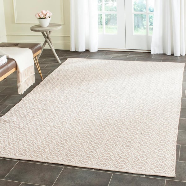 Montauk Ivory/Beige 5 ft. x 7 ft. Solid Area Rug