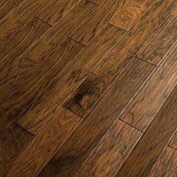Dekorman Vintage Hickory 7/16 in. T x 5 in. W Hand Scraped Engineered Hardwood Flooring (25.83 sq.ft/case [sq.ft])
