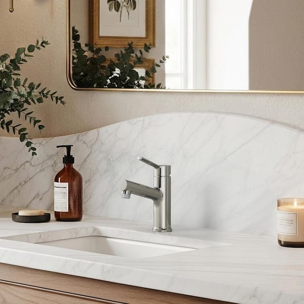 Single Handle Single Hole Bathroom Faucet with Pop‑Up Drain in Chrome