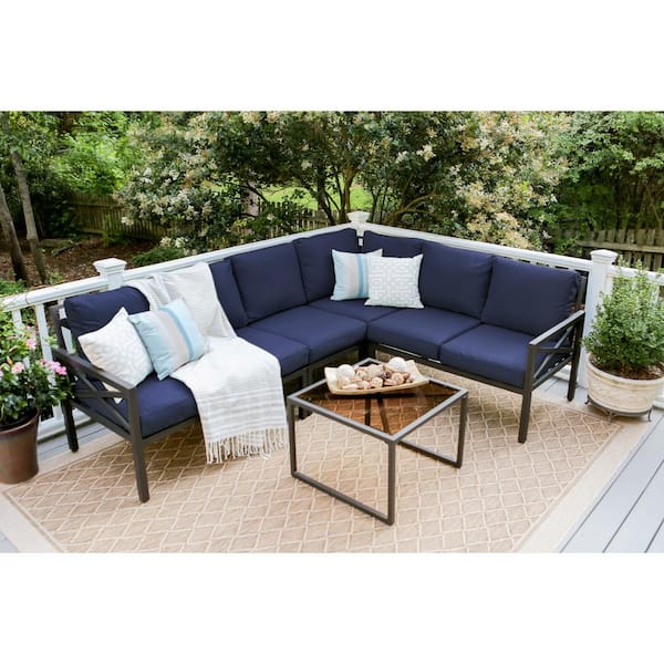 Leisure Made Blakely 5-Piece Aluminum Sectional Seating Set with Navy Polyester Cushions