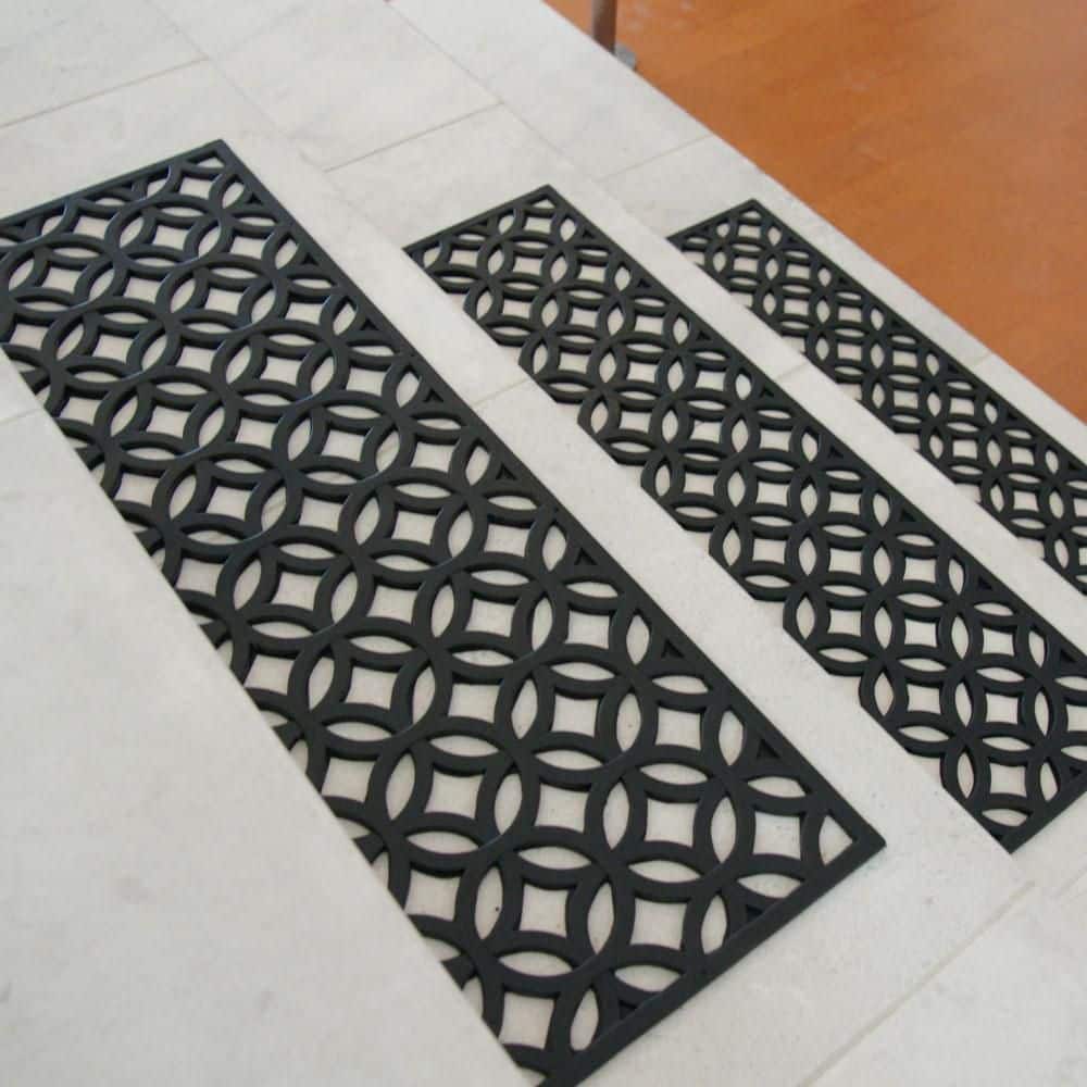 Azteca Black Rubber Non-Slip Stair Treads Set of 6