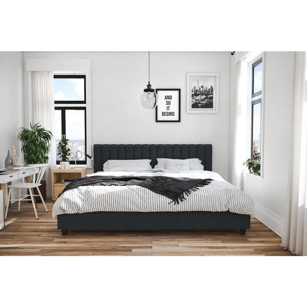 Brittany Blue Linen King Upholstered Platform Bed with Tufted Headboard