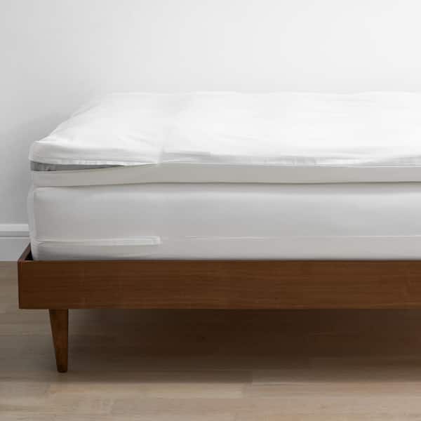 The Company Store Legends Hotel White Organic Cotton Sateen Twin featherbed Protector