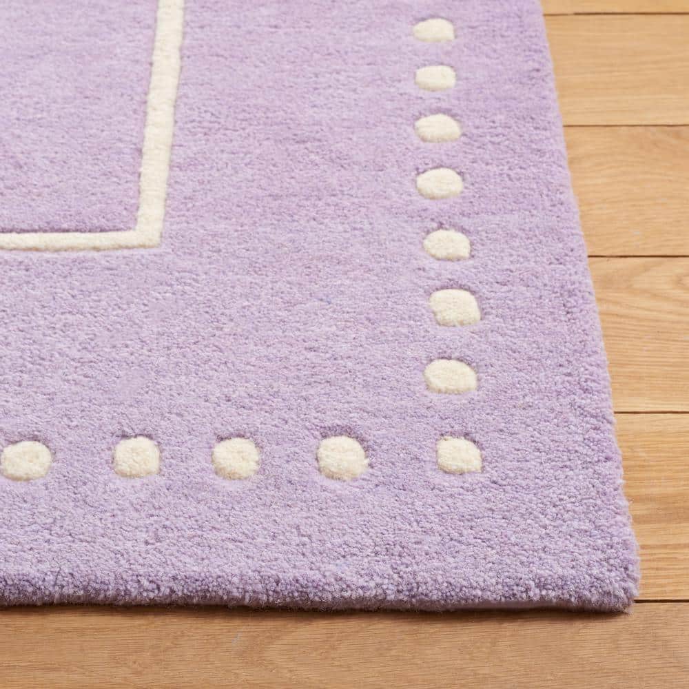 Handmade Lavender and Ivory Wool Tufted Area Rug, 4' x 6'