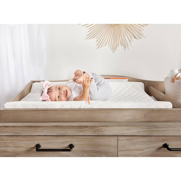 Dream On Me Cot Contour Changing Pad Con