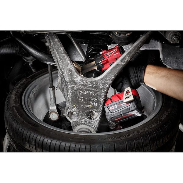 Milwaukee - M18 FUEL GEN-3 18V Lithium-Ion Brushless Cordless 1/2 in. CP Impact Wrench w/Friction Ring w/5.0 ah Resistant Battery