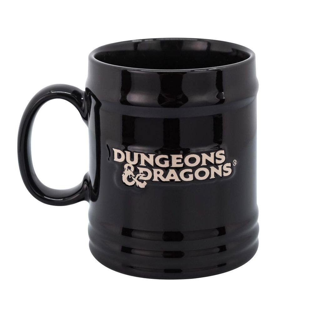 Uncanny Brands Dungeons & Dragons Single Cup Coffee Maker with Mug