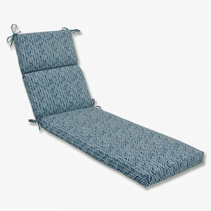21 x 28.5 Outdoor Chaise Lounge Cushion in Blue/Ivory Herringbone