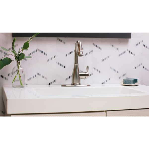 Glacier Bay Mandouri Single Hole Single-Handle Touchless High-Arc  