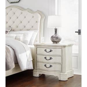 Arlendyne Antique White 3 Drawer 33 in. W Nightstands