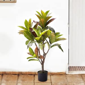 Litton Lane 73 in. H Ficus Artificial Tree with Realistic Leaves and Black  Plastic Pot 88287 - The Home Depot