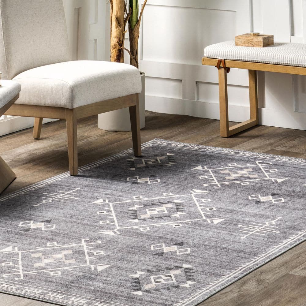 Gray Southwestern Machine Washable Stain-Resistant Area Rug